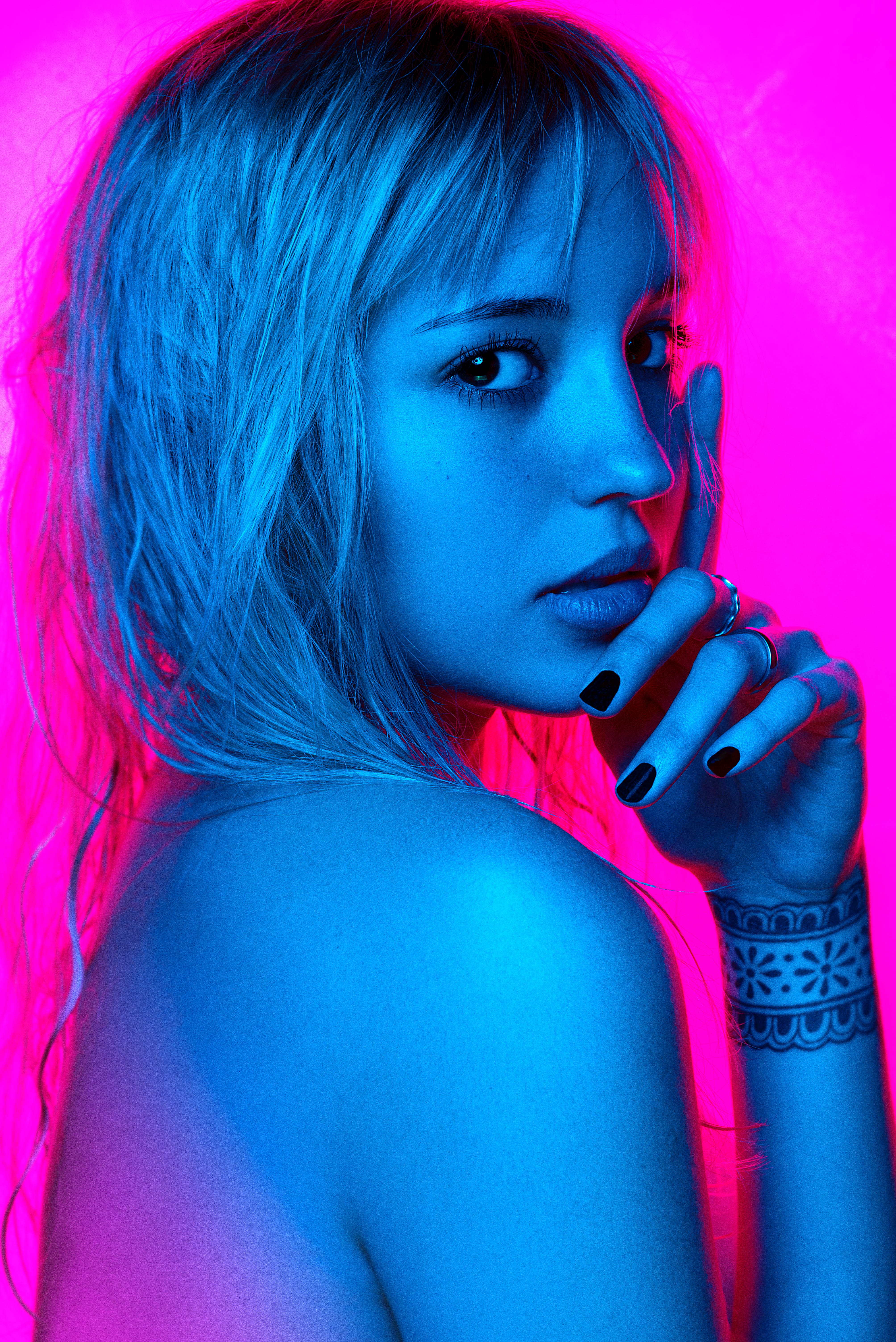 Explores le monde des rencontres : Trouves ici ton âme-sœur et écris ton histoire d'Amour !